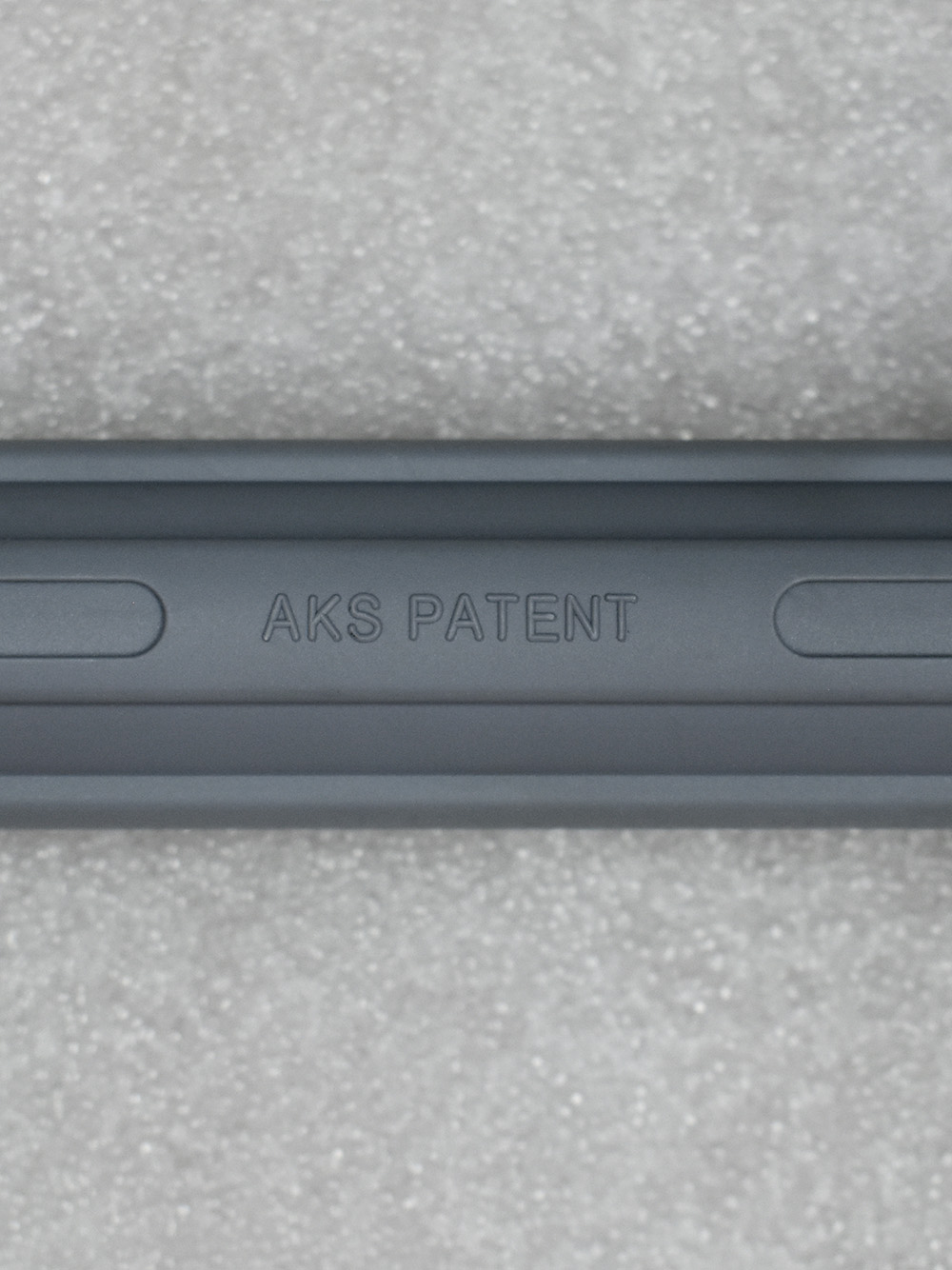  LG, 80 N,  4901ER2003B