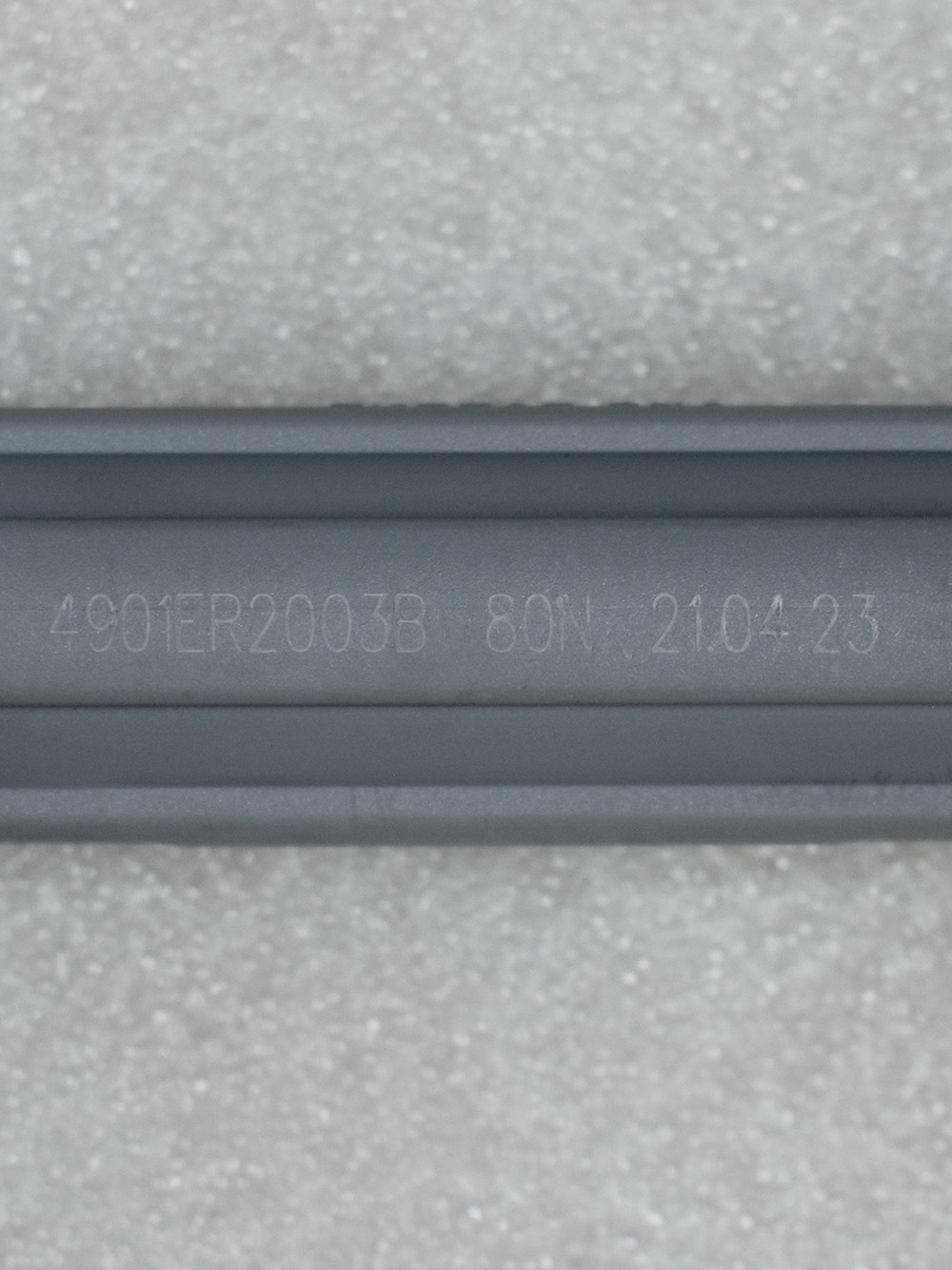  LG, 80 N,  4901ER2003B