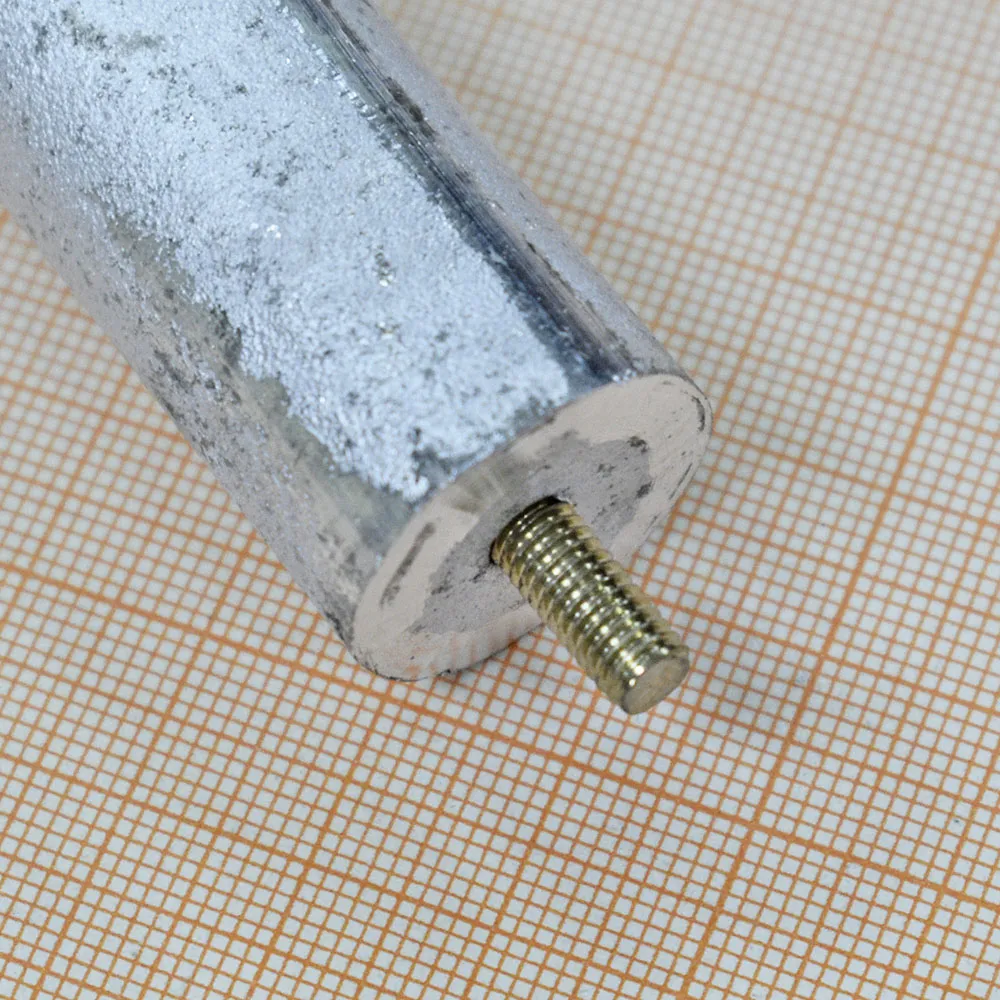 Анод магниевый M5, 110x21 мм, шпилька 10 мм Анод магниевый M5, 110x21 мм, шпилька 10 мм