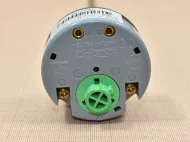 Термостат стержневой под флажок, с биполярной защитой от перегрева, 70-83 C Термостат стержневой под флажок, с биполярной защитой от перегрева, 70-83 C