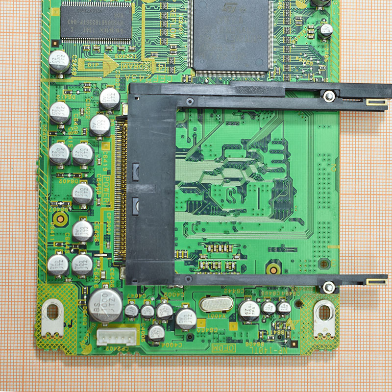   CEF243A, Sharp LC-32AD5RU-BK