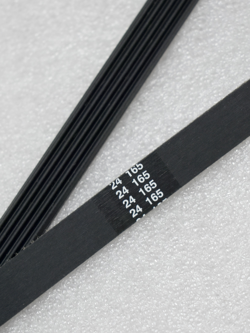 ������ 1194 PJ, Hutchinson