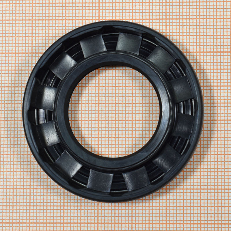 Сальник 28x52x10 Сальник 28x52x10