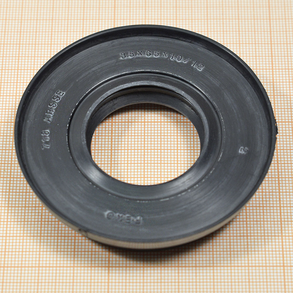 Сальник 35x65x10/12 Сальник 35x65x10/12