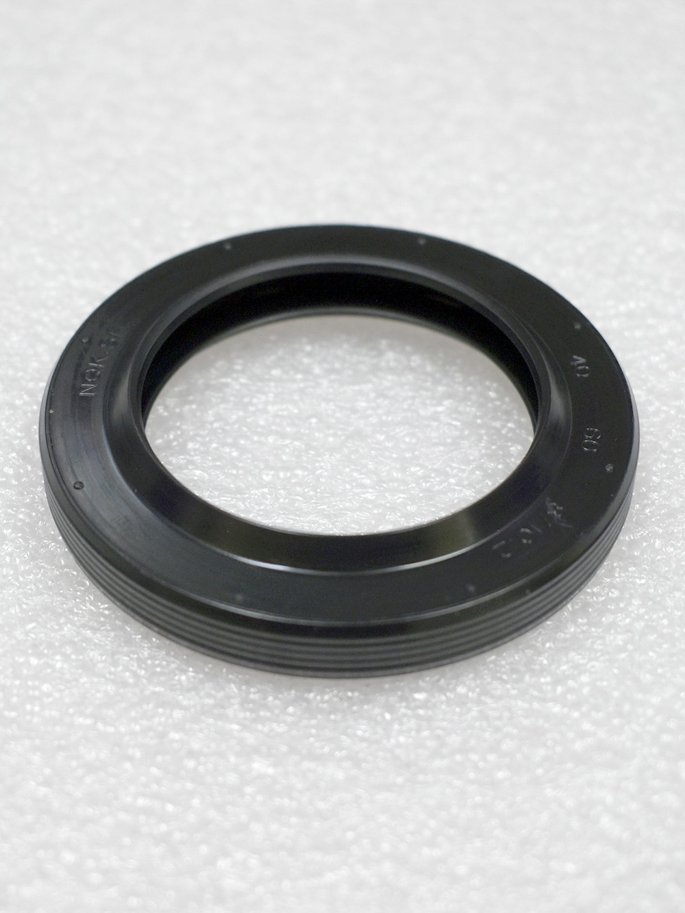 Сальник 40x60x8/10.2, NQK SF Сальник 40x60x8/10.2, NQK SF