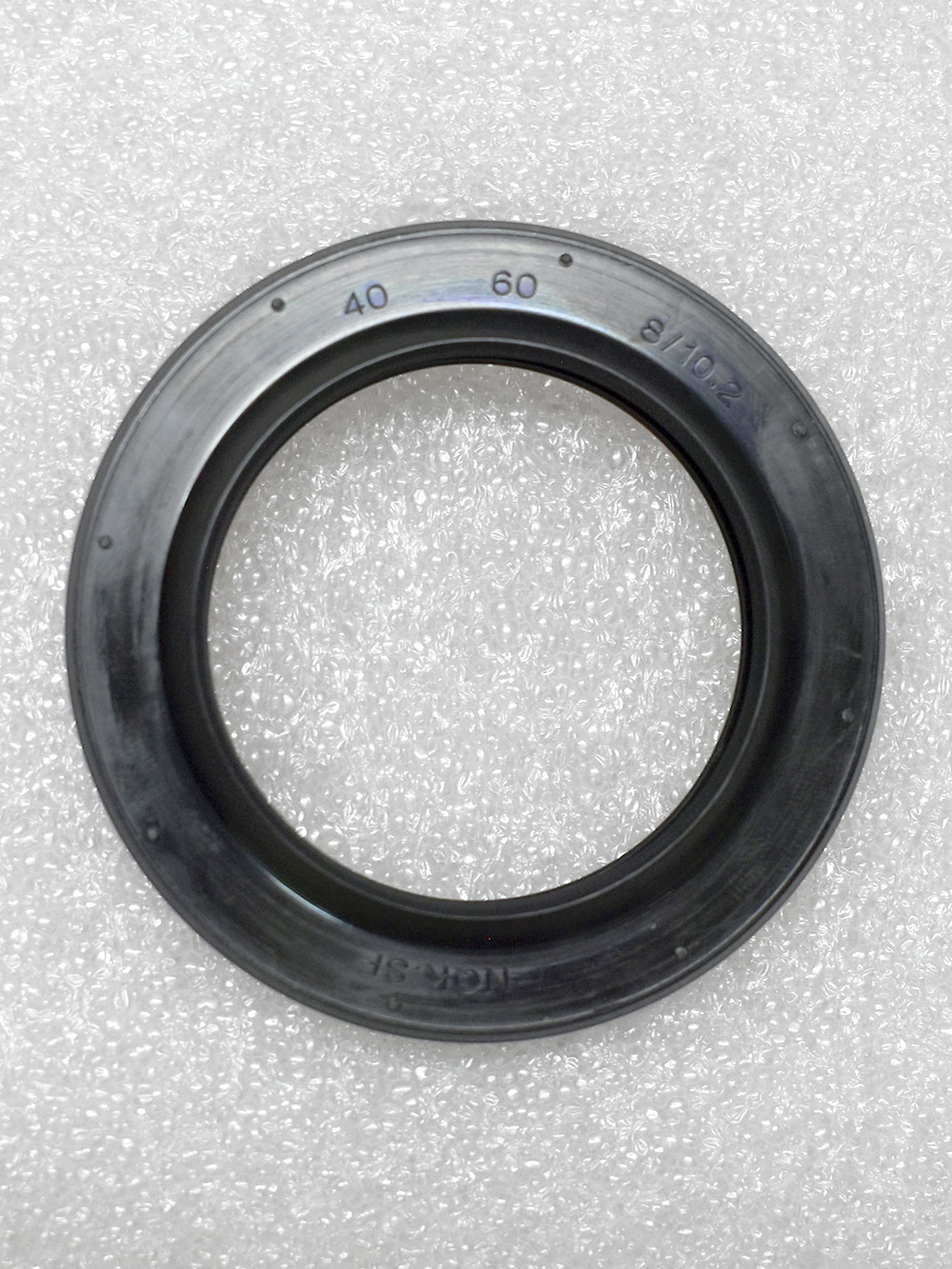 Сальник 40x60x8/10.2, NQK SF Сальник 40x60x8/10.2, NQK SF