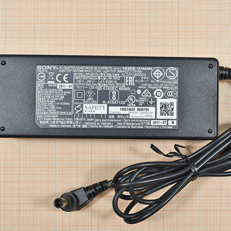   19.5V, 3.08A, Sony ACDP-060S03