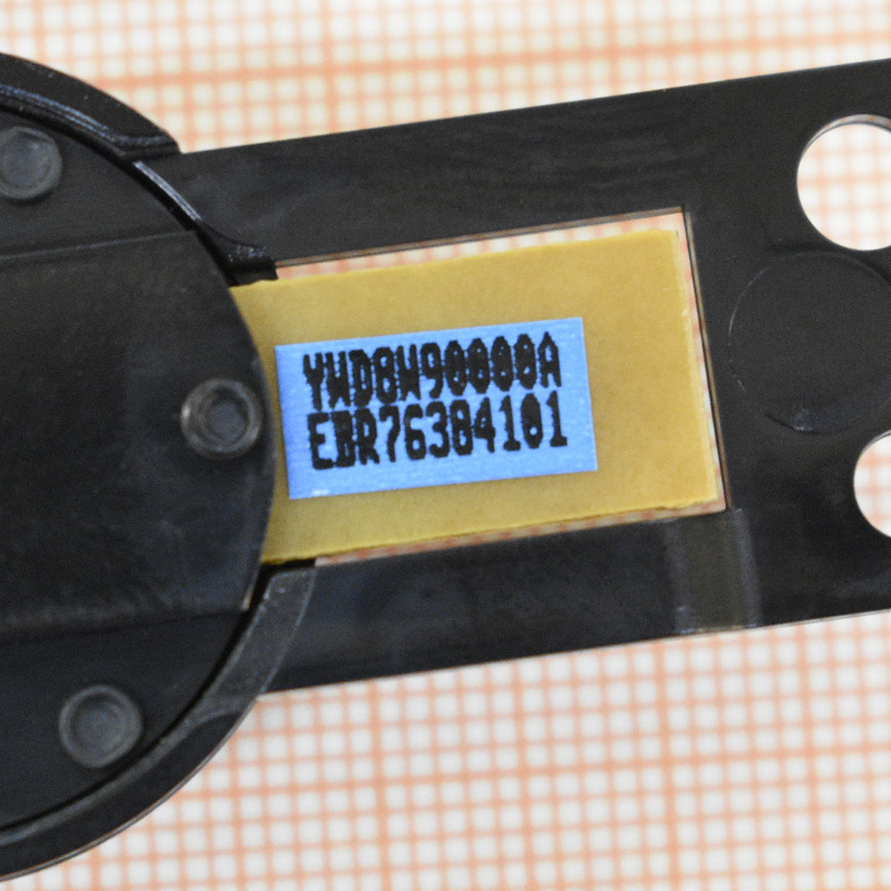   EBR76384101