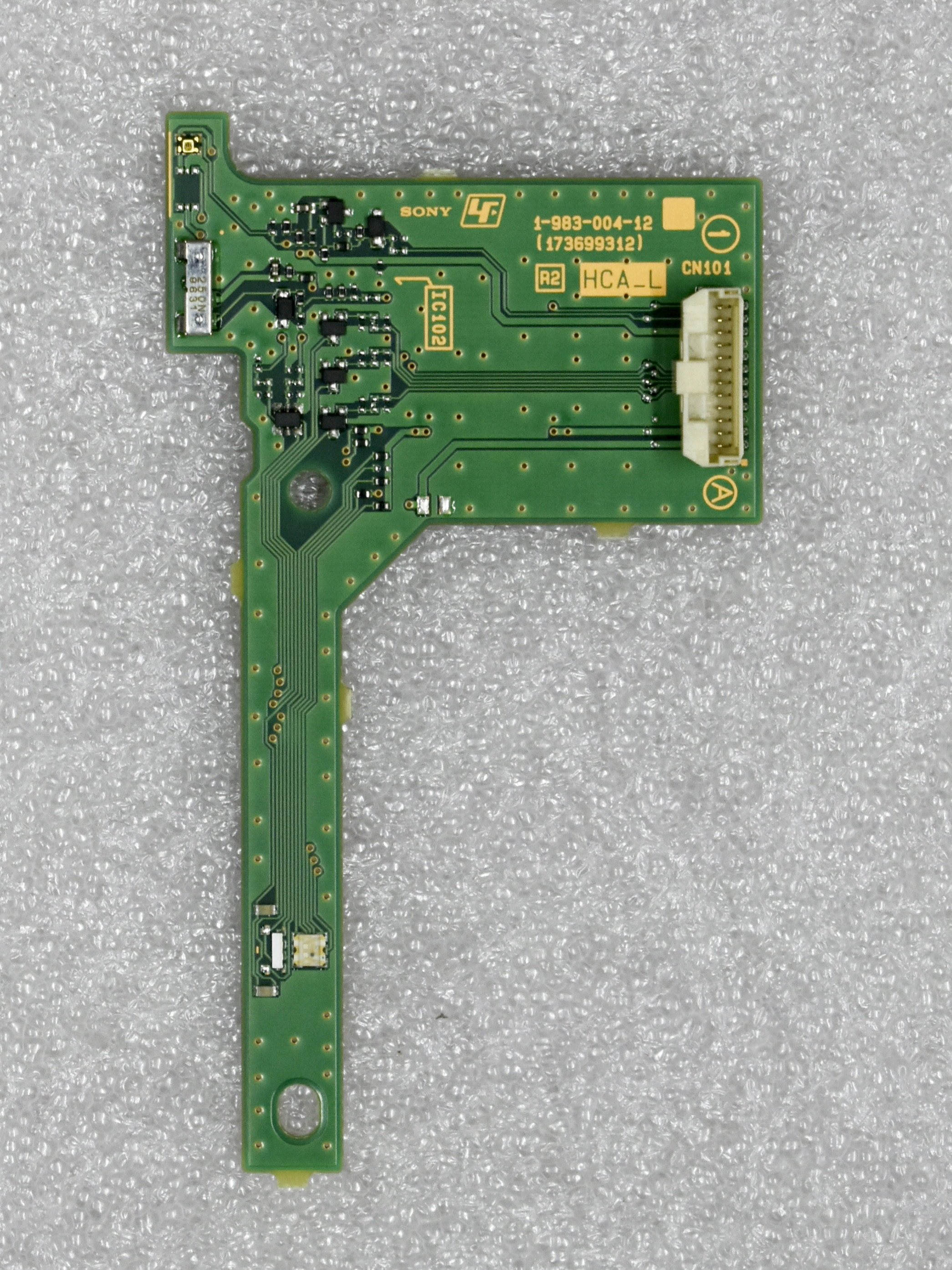 1-983-004-12 (173699312)