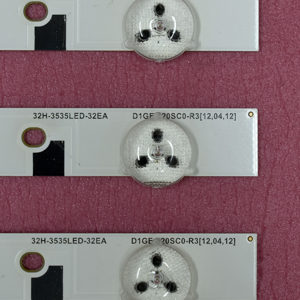 32H-3535LED-32EA D1GE-320SC0-R3