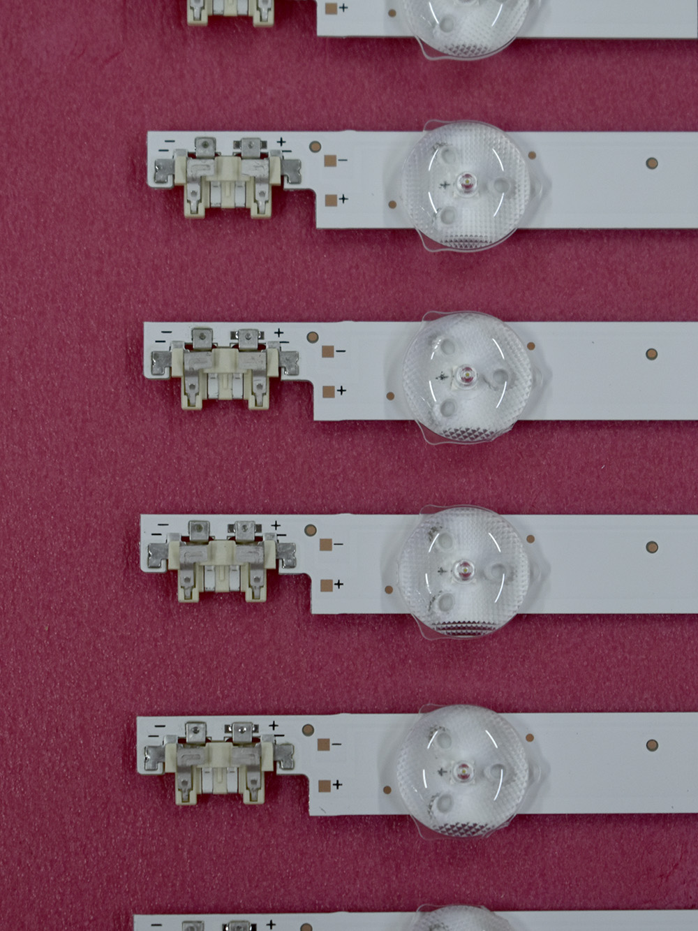 �������� ��������� UE40F D2GE-400SCA/B-R3 2013SVS40F